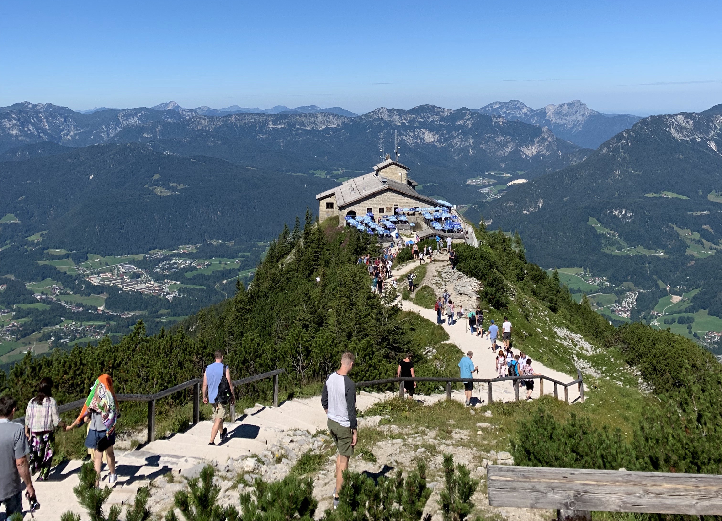 The Spoils of War at Hitler's Eagle's Nest – Manoverseas