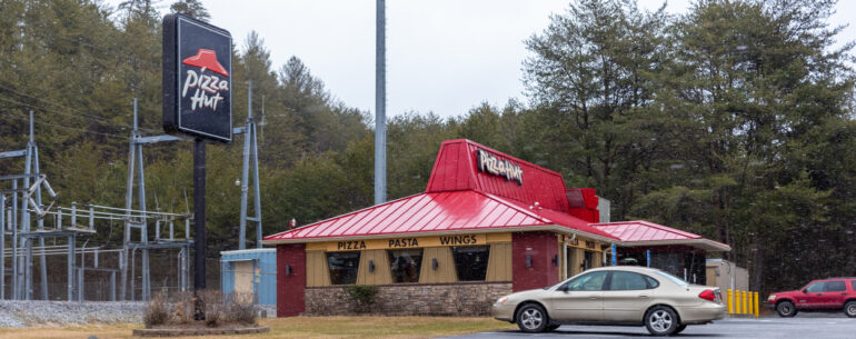 Feature image for Man Overseas Podcast episode titled Roasts, The Crash, Wemby, Jordan, Pizza Hut